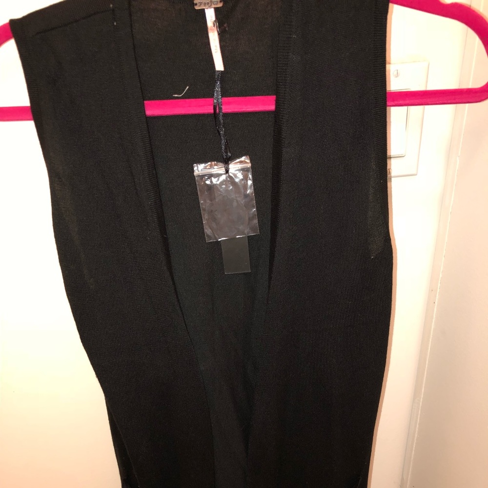 Black Long Sleeveless Cardigan